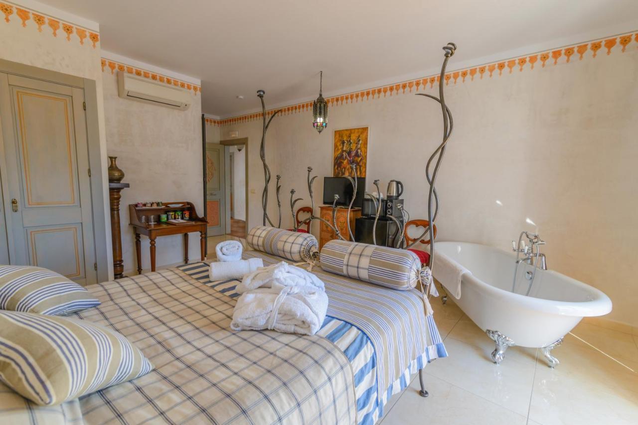 Las Orquideas Hotel Spain Los Romanes Exterior photo